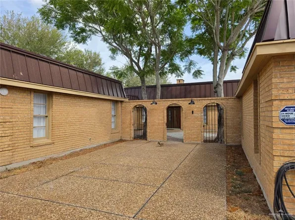 5210 Palm Valley Dr S, Palm Valley, TX 78552