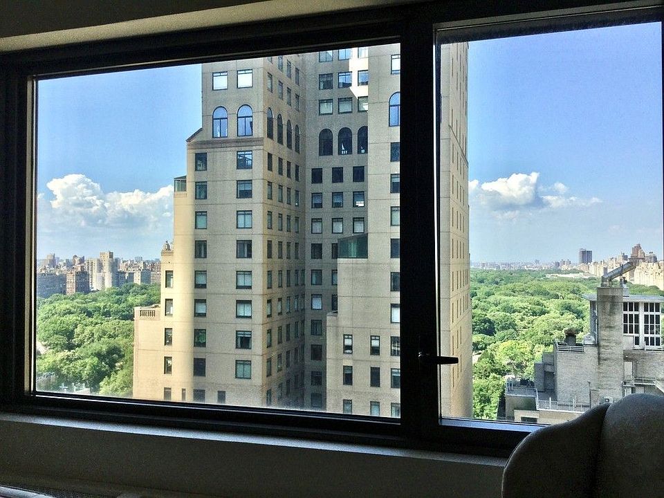 1st image of 58 W 58th St APT 26B