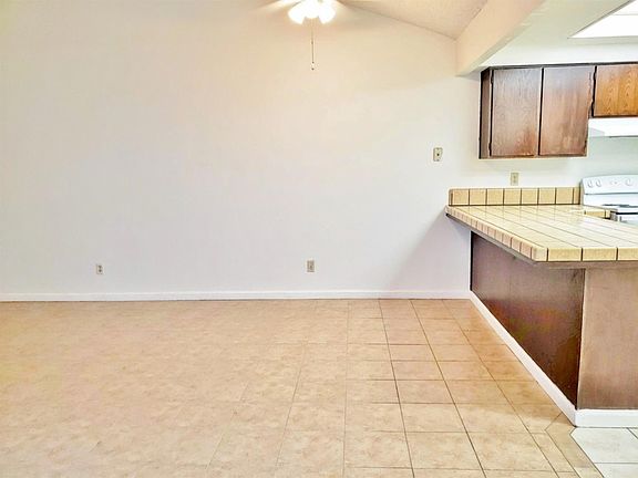 5th image of 7213 Winterwillow Ct