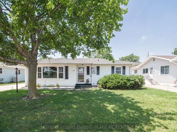 1912 N Custer Ave, Grand Island, NE 68803