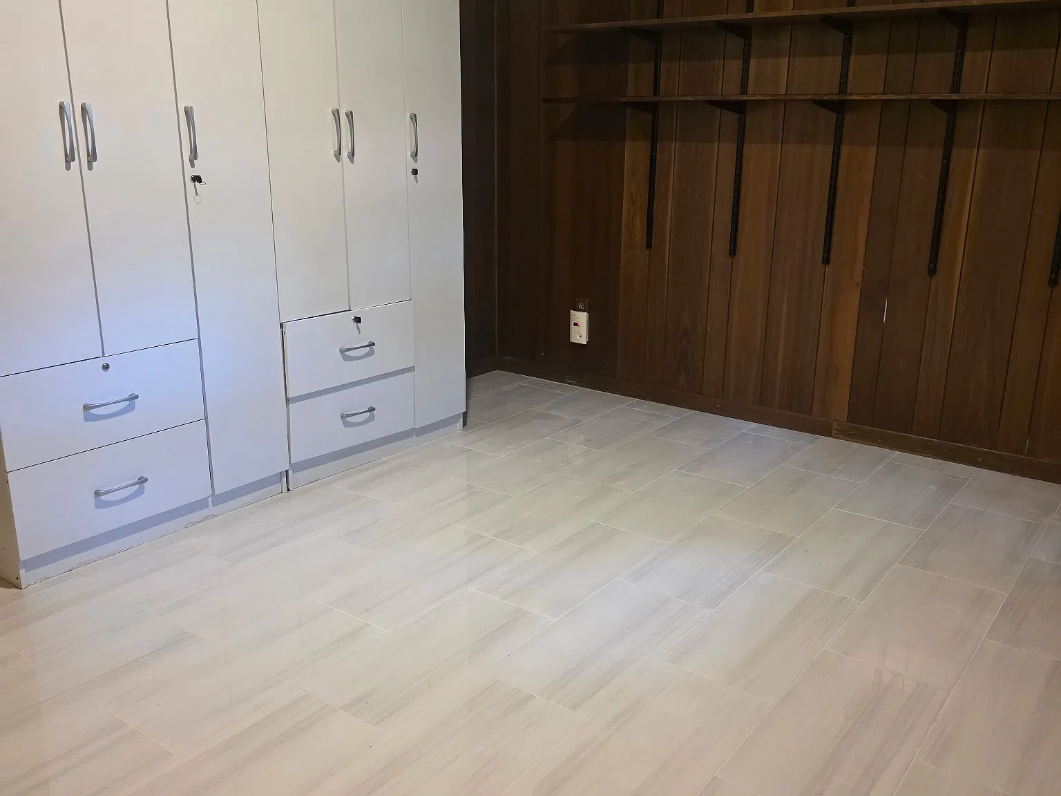 2 bed, 1200 sqft, $1,600 — Photo 3
