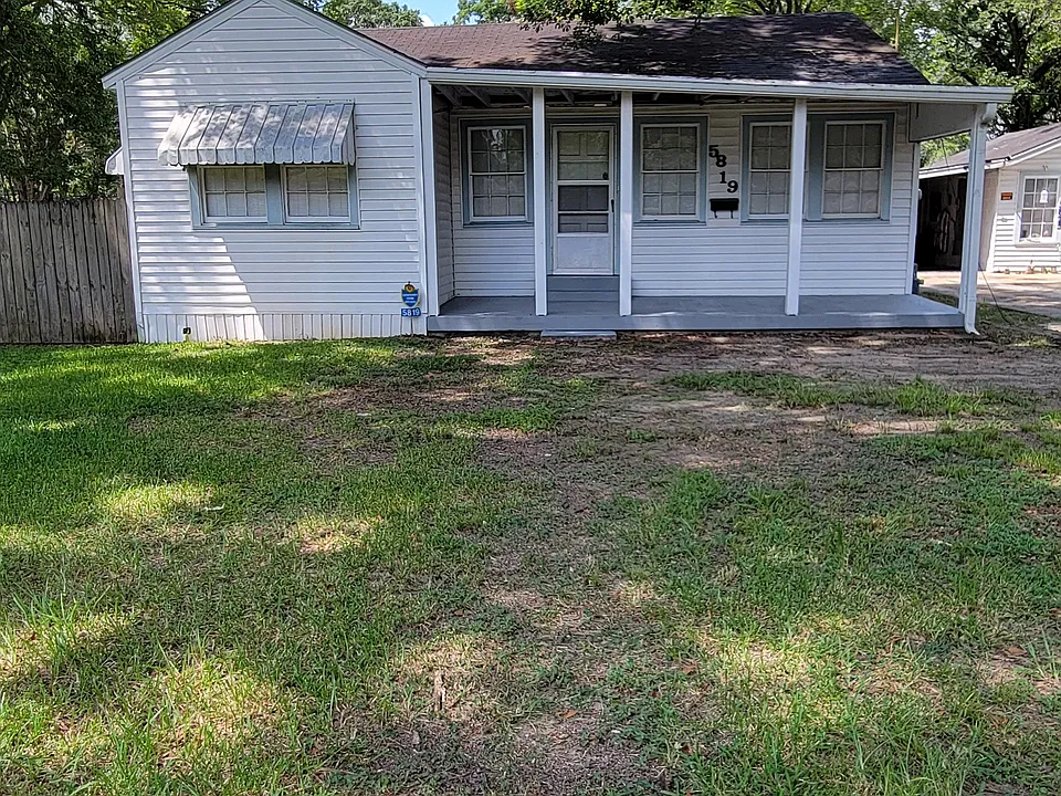 5819 Byron St
