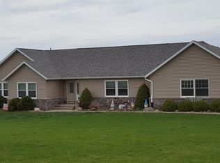22455 50th St, Martelle, IA 52305