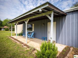 2802 W Us Highway 90, Seguin, TX 78155