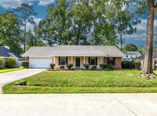 2012 Red Oak Ln, Mandeville, LA 70448