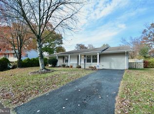 1701 N Brandon Ave, Sterling, VA 20164