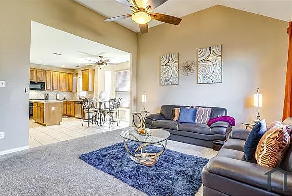 2809 Snowy Owl Dr — Photo 32