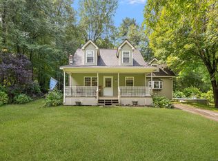 152 Cherry Hill Rd, Pomfret Center, CT 06259