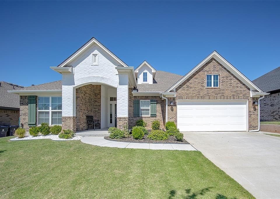 1st image of 15921 Bison Dr