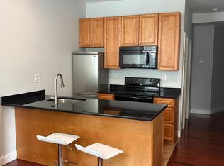 929 S 13th St FLOOR 1, Philadelphia, PA 19147