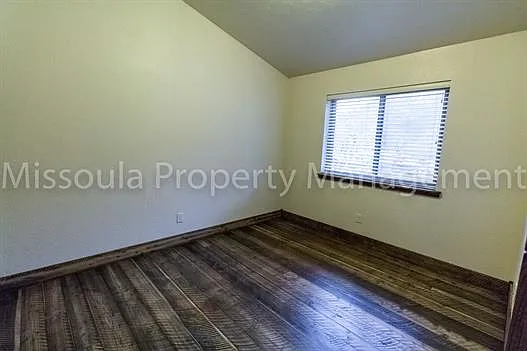 120 Speedway Ave — Photo 7