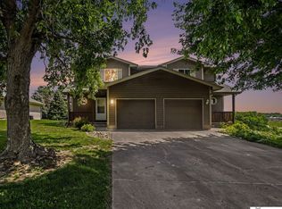 20213 Veterans Dr, Elkhorn, NE 68022
