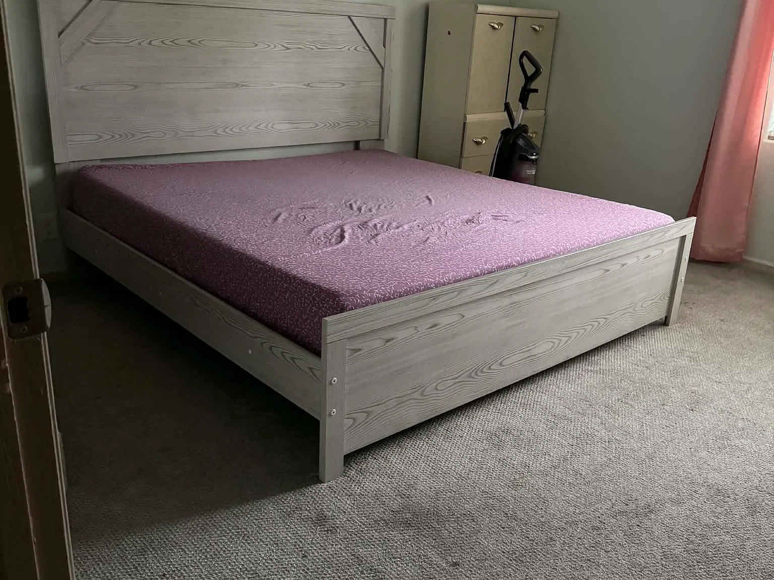 3 bed, $800 — Photo 1