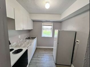 13965 Superior Rd E #102, Cleveland, OH 44118