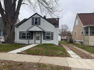 18852 Indian, Redford, MI 48240