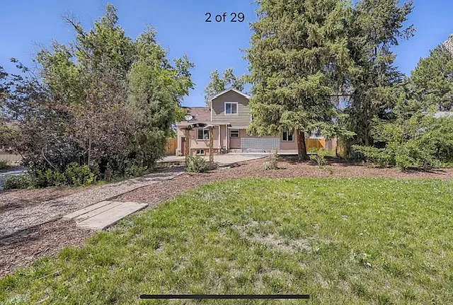 10215 W 71st Pl — Photo 2