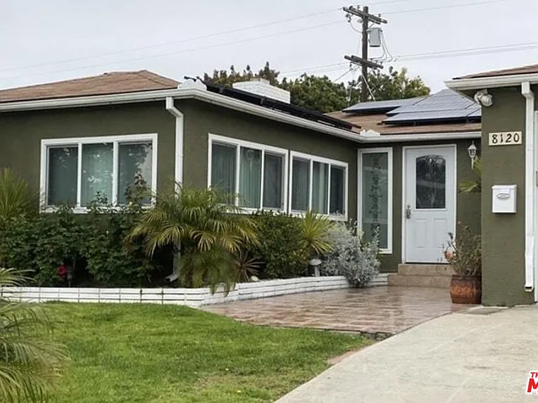 8120 Winsford Ave — Photo 2