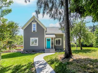 814 S Harrison St, Moscow, ID 83843