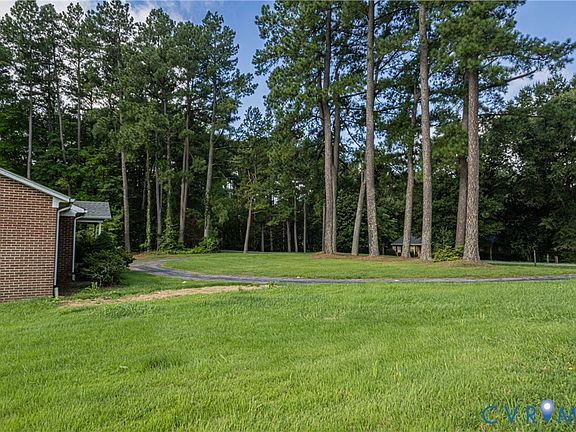 4th image of 309 Old Plank Rd