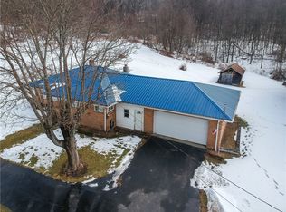 700 Lower Boyd School Rd, Wampum, PA 16157