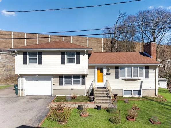 4 River Park St, Needham Heights, MA 02494