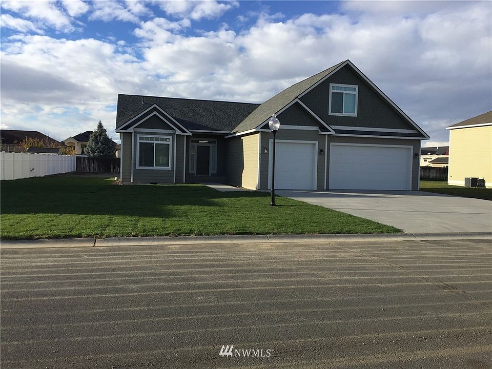 1st image of 370 Boylson Drive SE