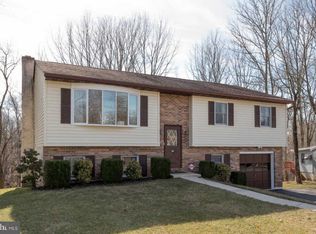 234 Lilac Ln, Douglassville, PA 19518
