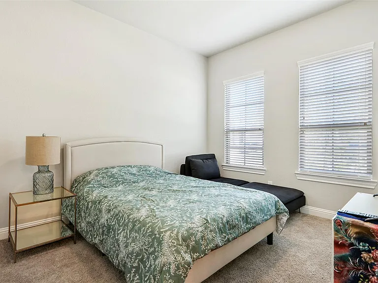 50 Wyatt Oaks Dr — Photo 26