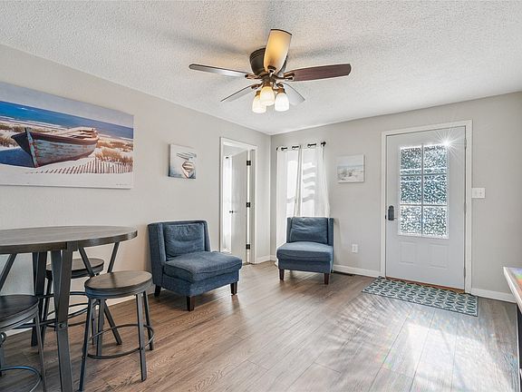 3rd image of 519 B Ave SE