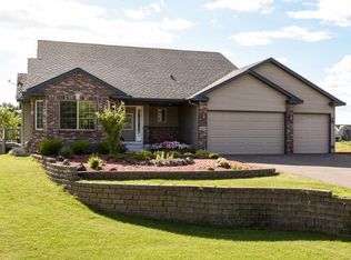 20370 Ivywood St NW, Oak Grove, MN 55011