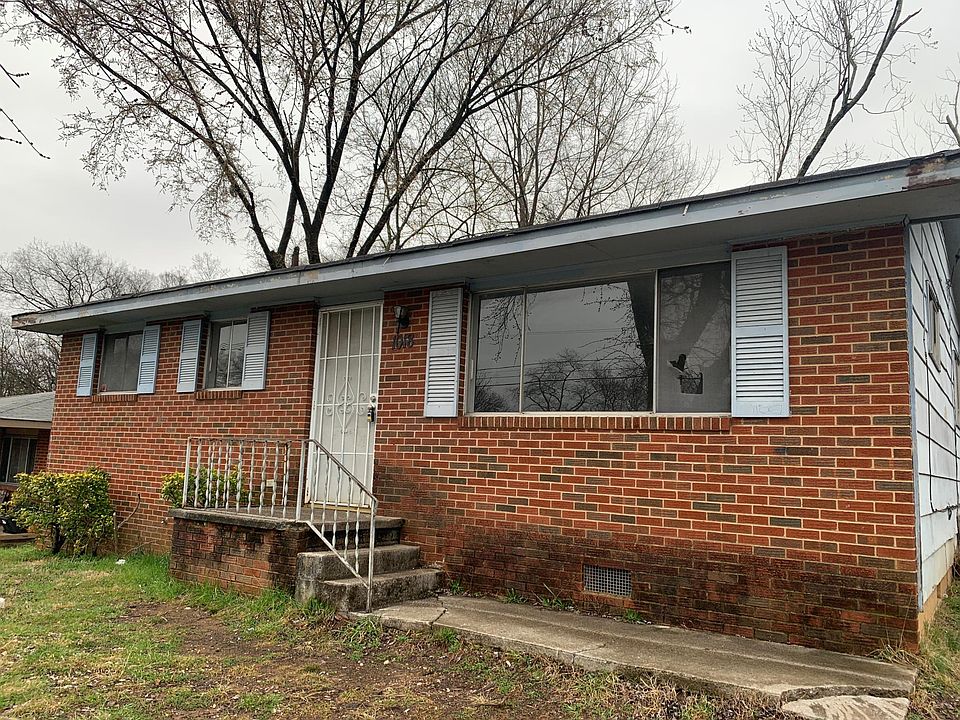 1st image of 1018 N Hickory St