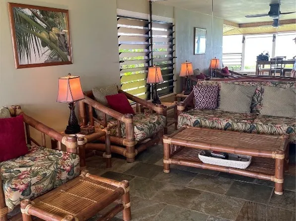 68-615 Farrington Hwy APT 13A, Waialua, HI 96791