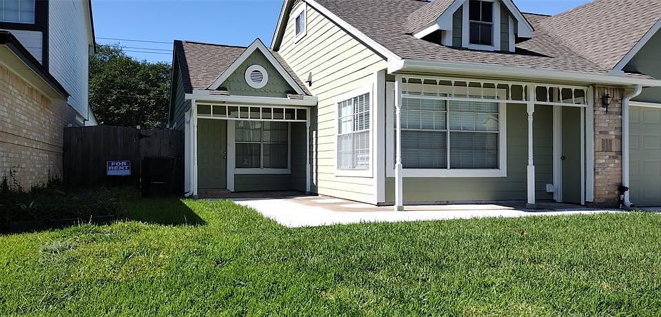 1st image of 12715 Ashford Knoll Dr
