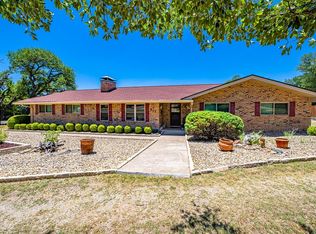 813 Rim Rock Rd, Kerrville, TX 78028