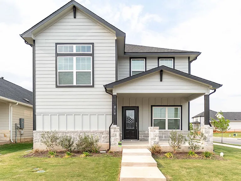 219 Tokalaun Dr — Photo 1