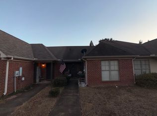 165 Danbury Ln, Calera, AL 35040