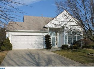 15 Briarwood Ct, Columbus, NJ 08022