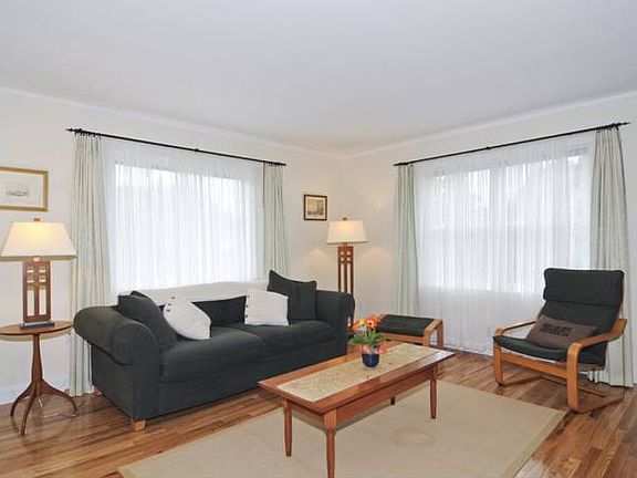 4th image of 2104 Arlonne Dr
