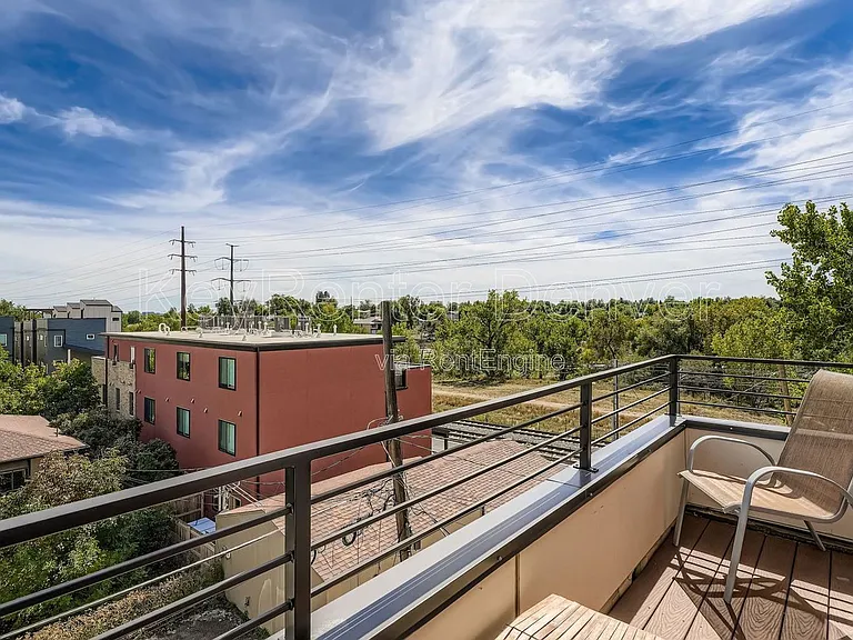 1212 N Perry St — Photo 33