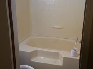 1629 Crescentlane Dr, Flint, MI 48532