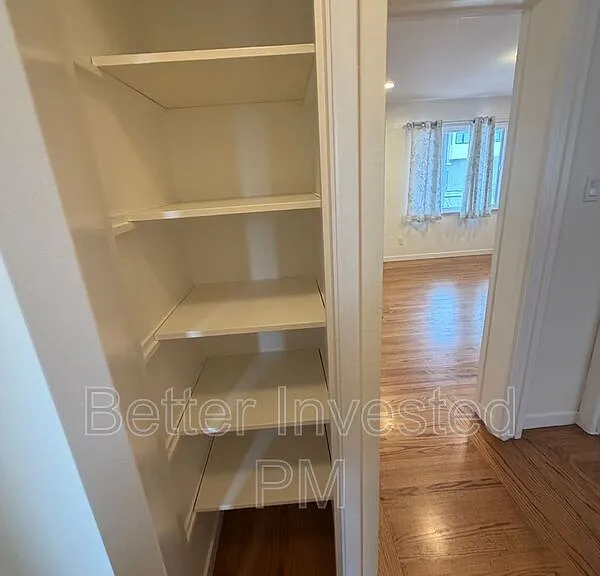 2400 39th Ave #4 — Photo 15