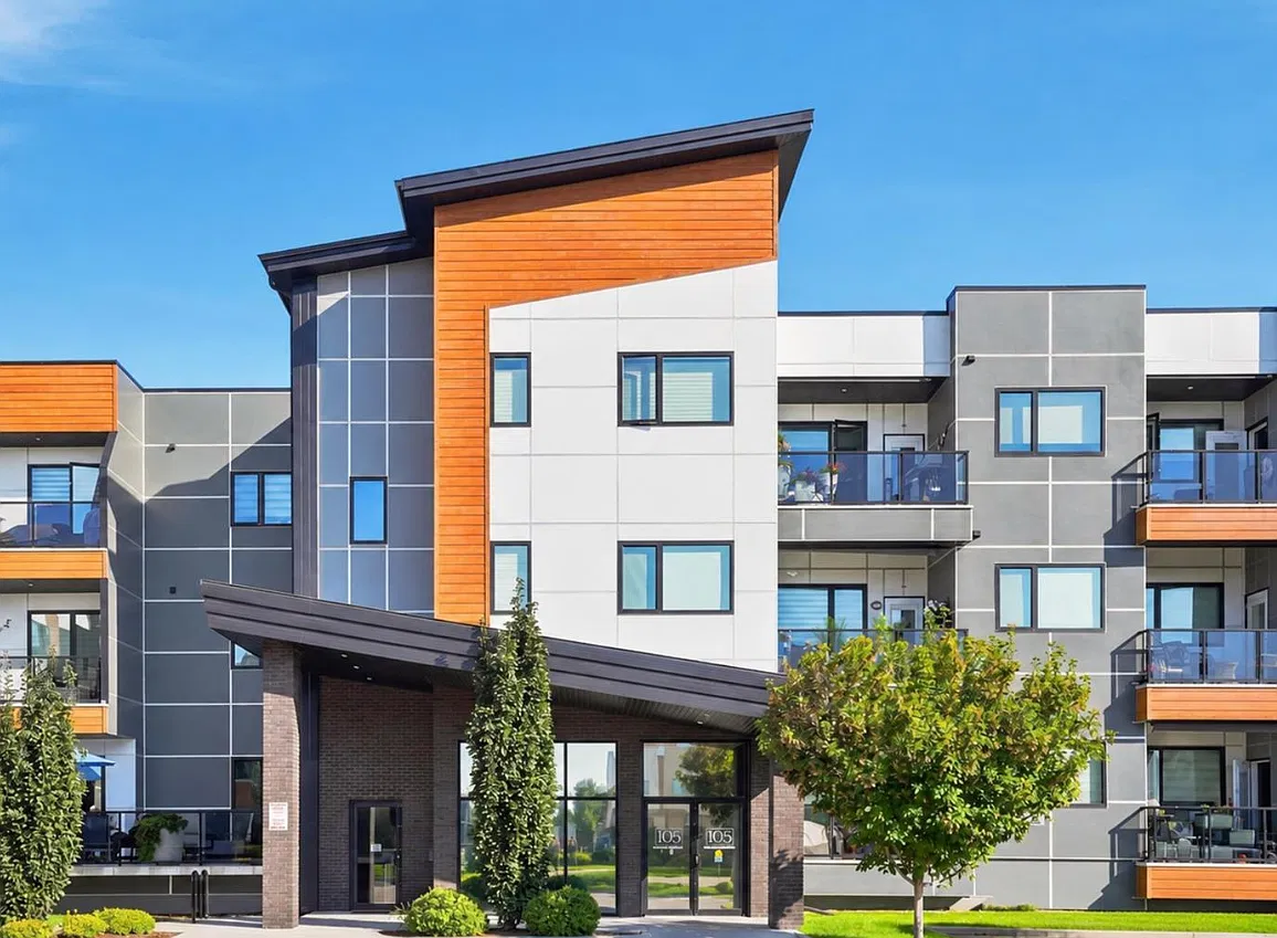 114 - 105 Willis Crescent, Saskatoon Condo | 1 Bedroom + Den | 1 Bathroom — Photo 2