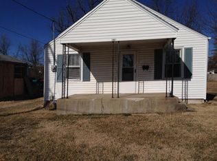 1961 W Thoman St, Springfield, MO 65803