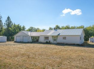 32305 N Elk Chattaroy Rd, Chattaroy, WA 99003