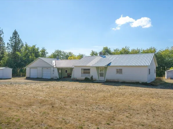 32305 N Elk Chattaroy Rd, Chattaroy, WA 99003
