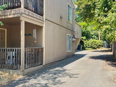 508 NW E St #A-b, Grants Pass, OR, 97526