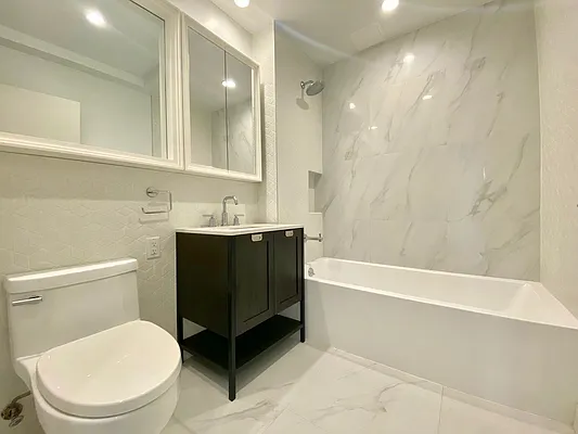 Rented by Zjama Realty Corp | media 35