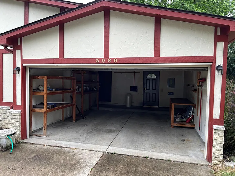 3080 Eastern Ave — Photo 12
