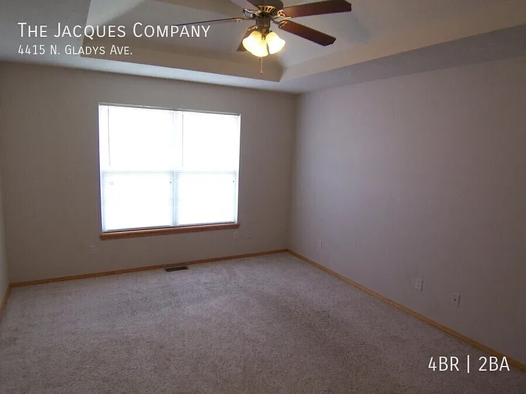 4415 N Gladys Ave — Photo 13