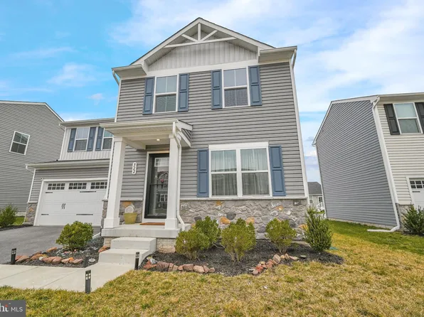 322 Burnside Ave, Taneytown, MD 21787